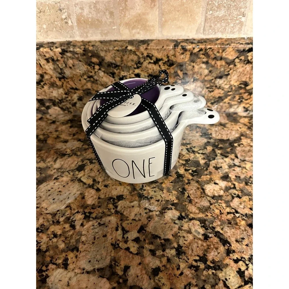Rae Dunn GHOST Halloween measuring cups‎